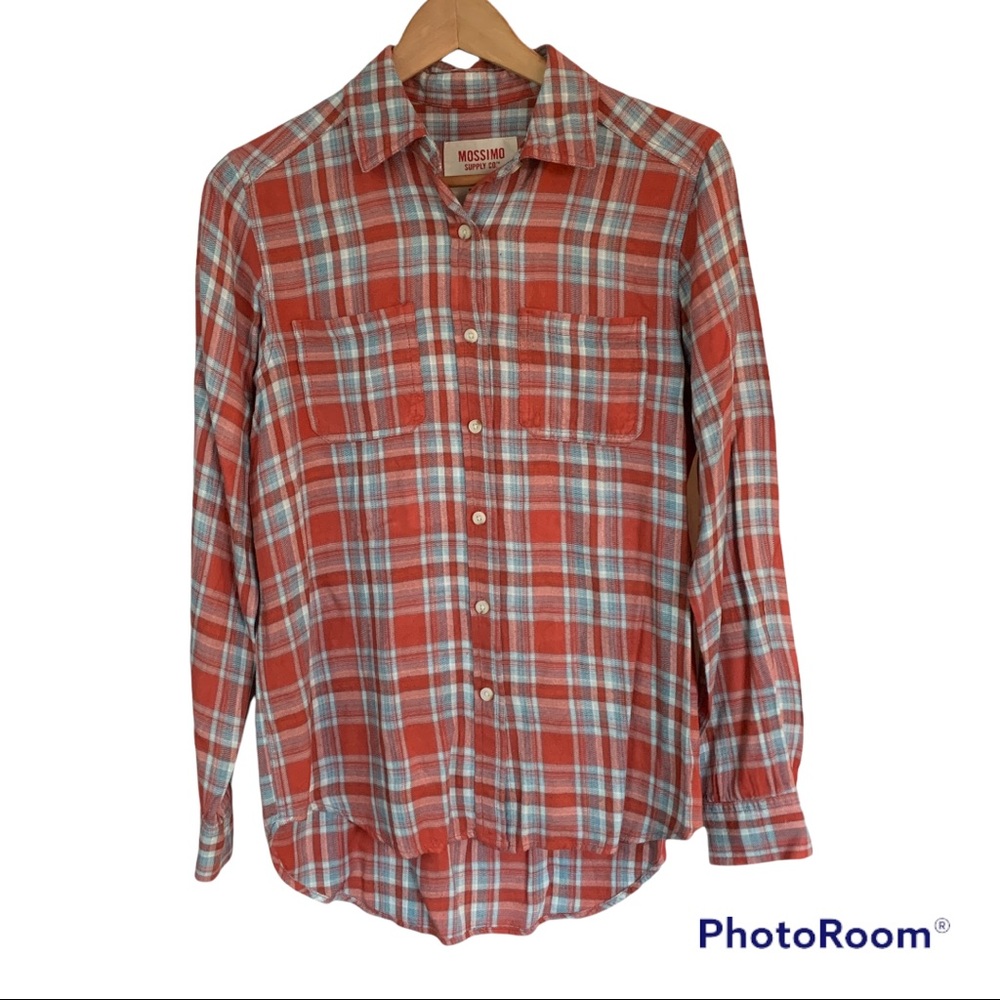 Mossimo Boyfriend Plaid Long Sleeve Button Down Shirt